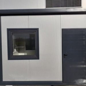 Bürocontainer mit WC 3,6 × 2,5 m Bürocontainer mit WC 3,6 × 2,5 m